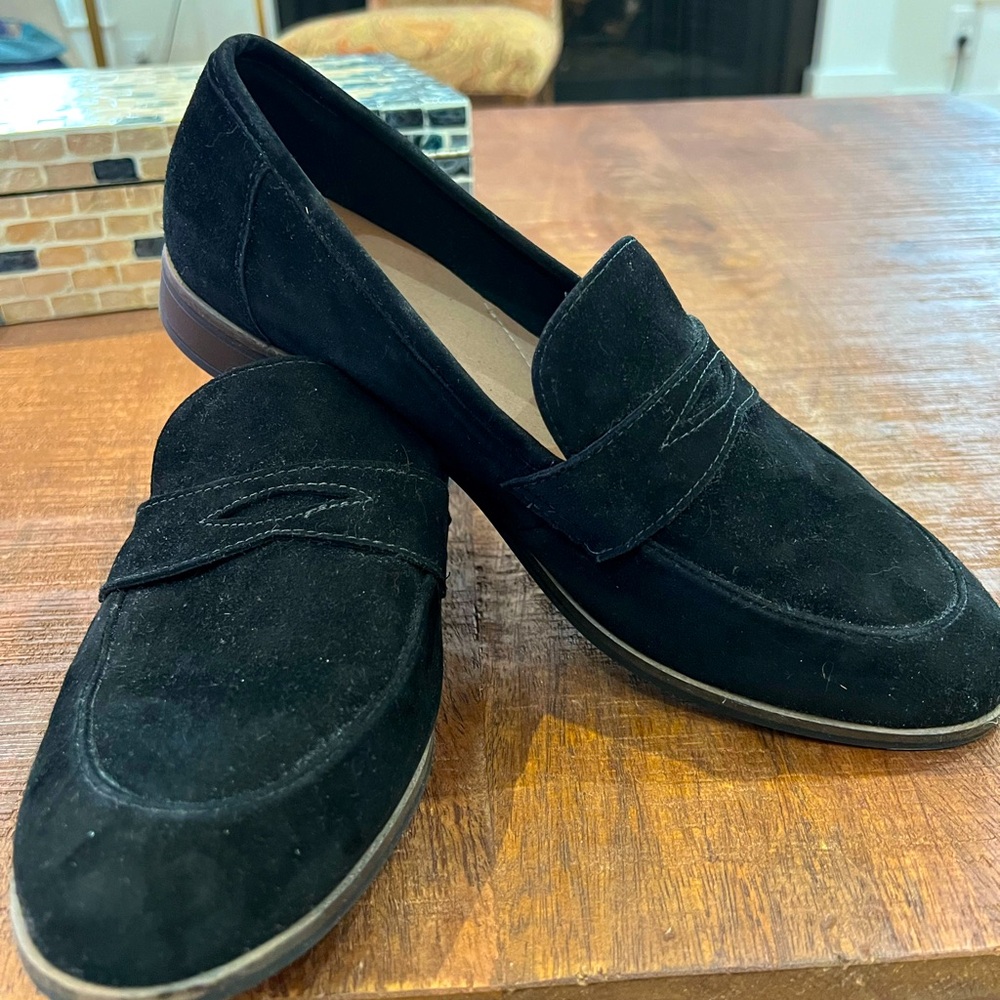 Clarks black suede loafers 11W